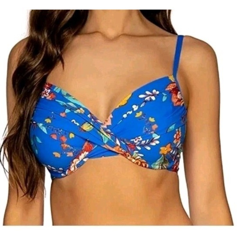 Floral Twist Bikini Top - Blue